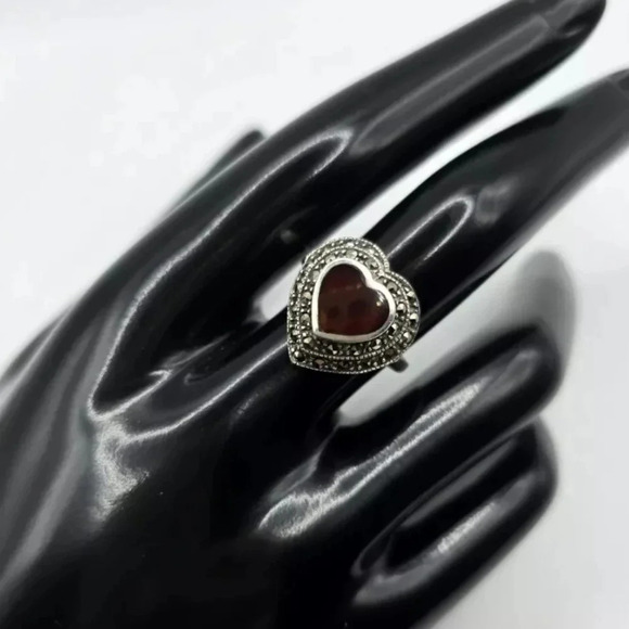 Sterling Silver Natural Carnelian And Marcasite Heart Ring Size 8 - Picture 2 of 5